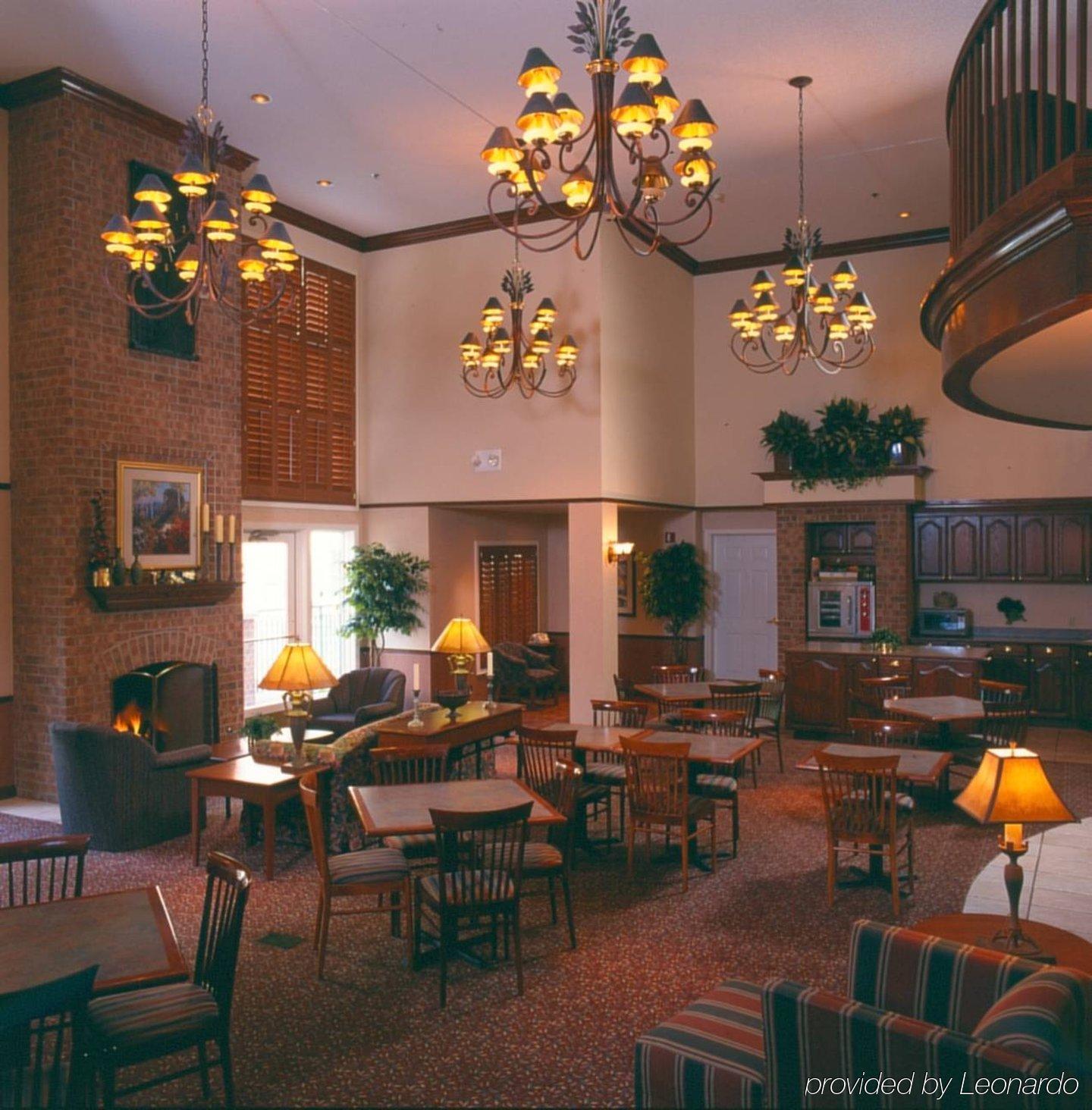 Homewood Suites By Hilton Kansas City Airport Restaurant photo